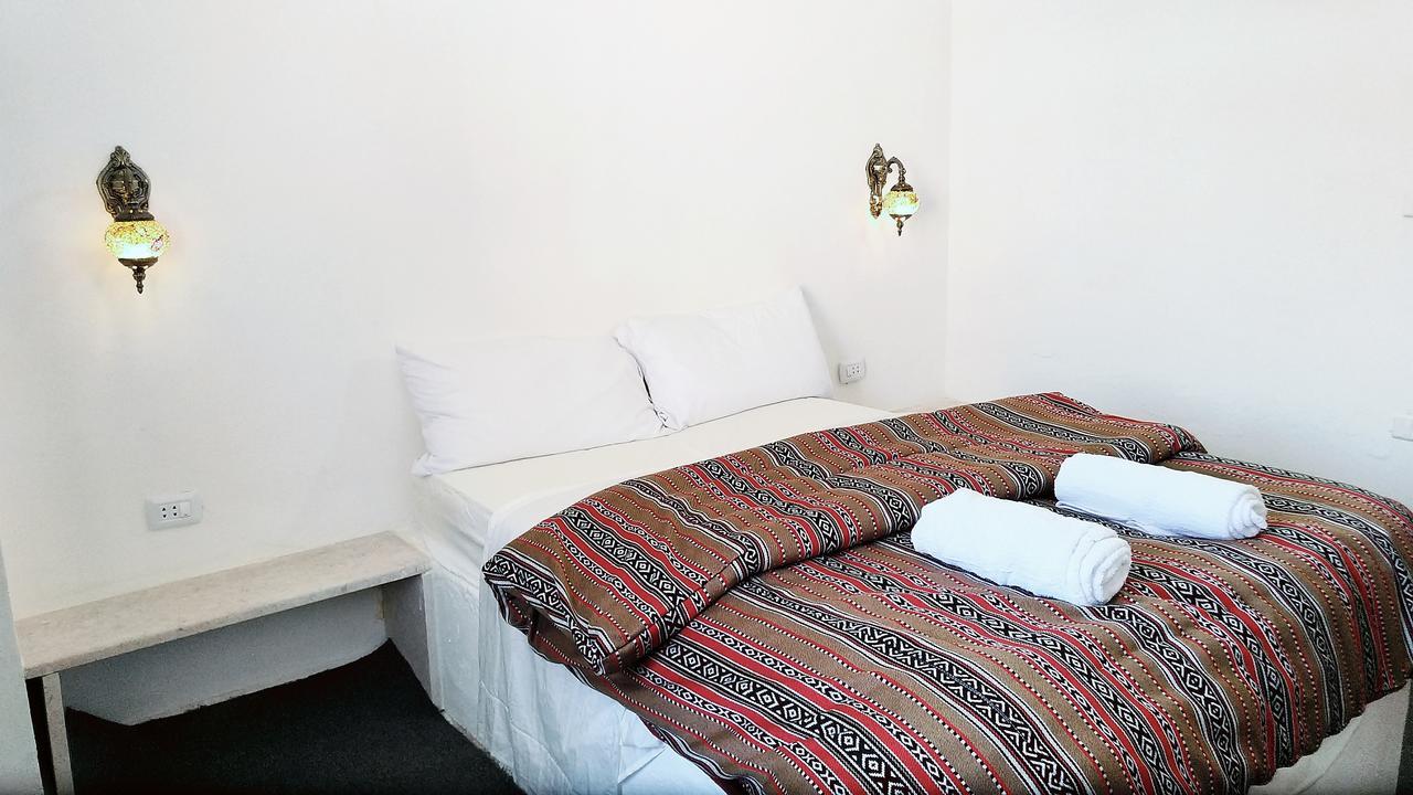 Petra Bedouin Bed And Breakfast Ваді-Муса Екстер'єр фото
